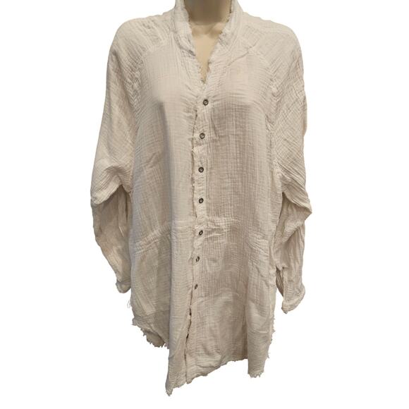 Free people white guazy beachy oversized long sleeve button up w/ pockets Small - Picture 2 of 11
